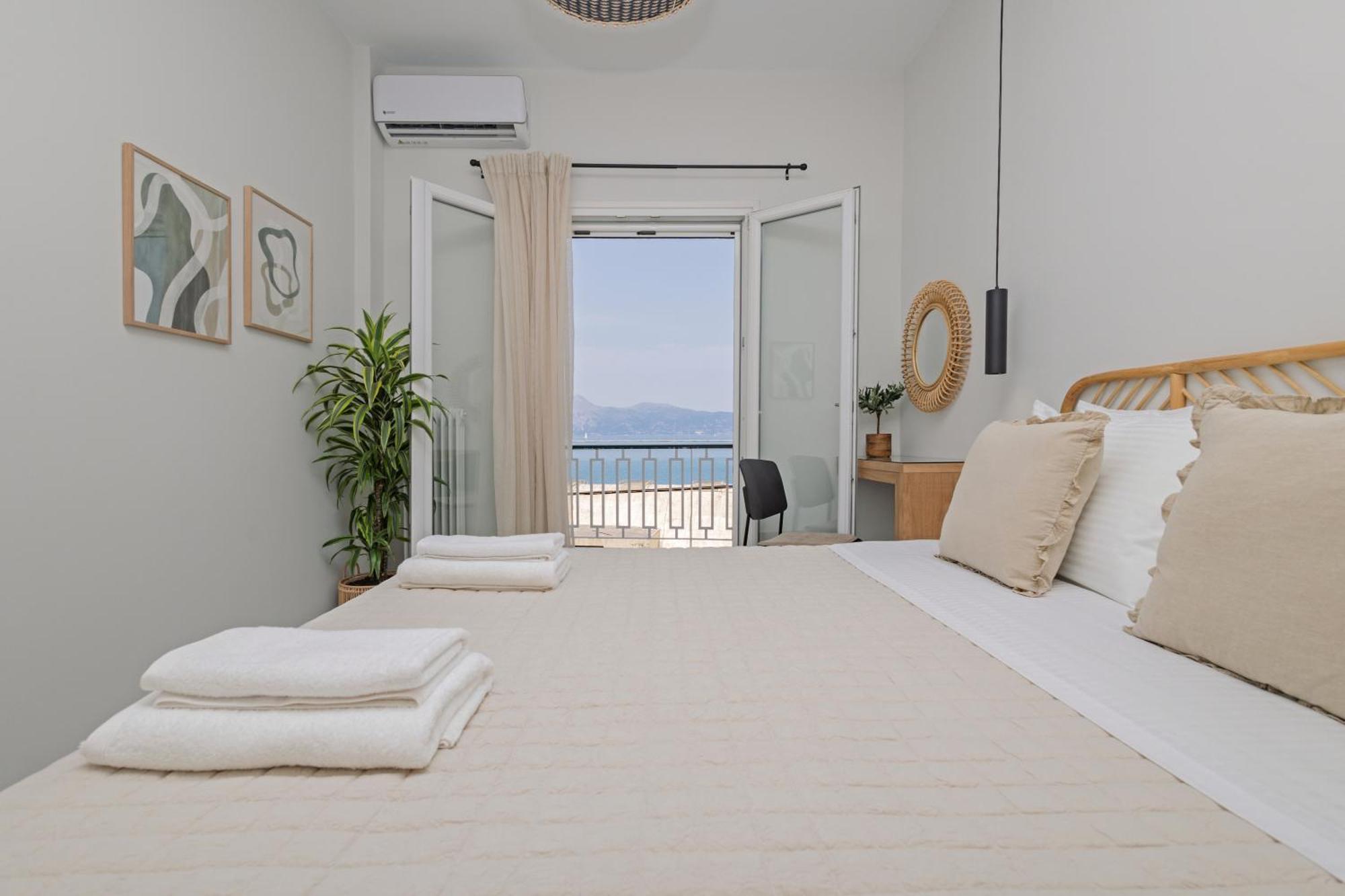 La Mer Corfu  Luaran gambar
